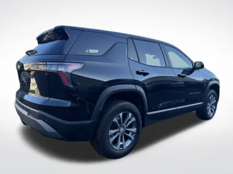 More photos of 2025 Chevrolet Equinox LT at Zeigler BMW of Kalamazoo, MI