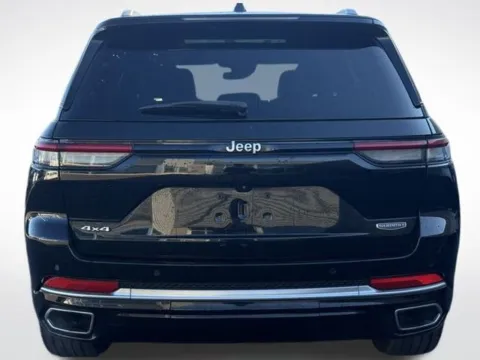 More photos of 2023 Jeep Grand Cherokee Summit at Zeigler BMW of Kalamazoo, MI
