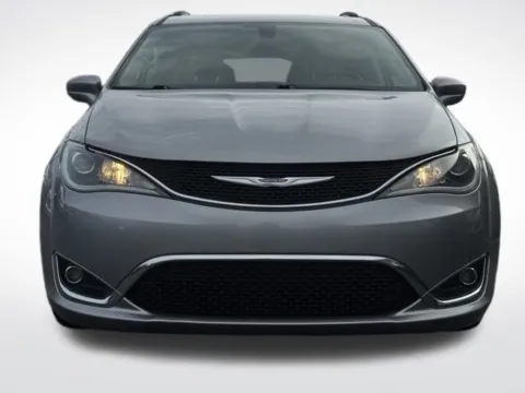 Photos of 2017 Chrysler Pacifica Touring L Plus for sale in Kalamazoo, MI at Zeigler BMW of Kalamazoo