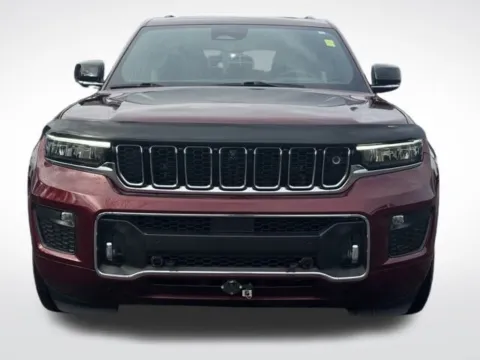 Another view of 2022 Jeep Grand Cherokee Overland for sale in Kalamazoo, MI at Zeigler BMW of Kalamazoo