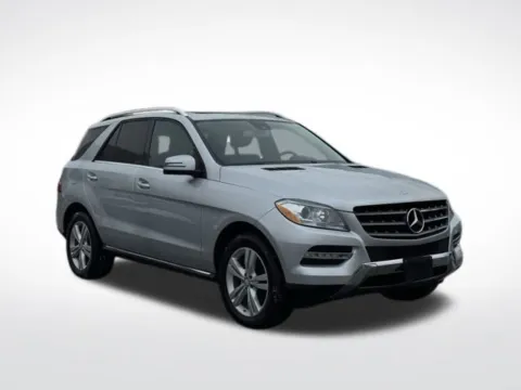 More photos of 2015 Mercedes-Benz M-Class ML 350 at Zeigler BMW of Kalamazoo, MI