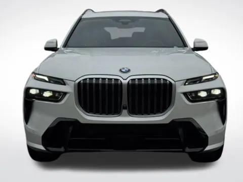Photos of 2026 BMW X7 xDrive40i for sale in Kalamazoo, MI at Zeigler BMW of Kalamazoo