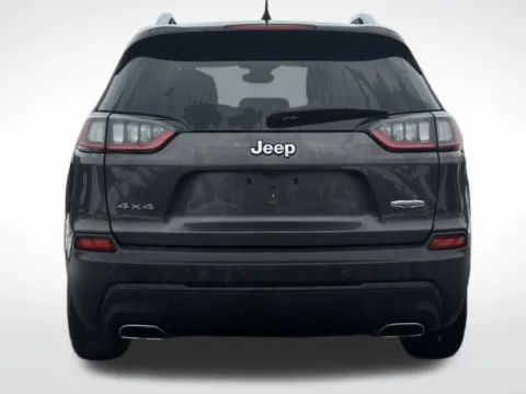 More photos of 2021 Jeep Cherokee Latitude Lux at Zeigler BMW of Kalamazoo, MI