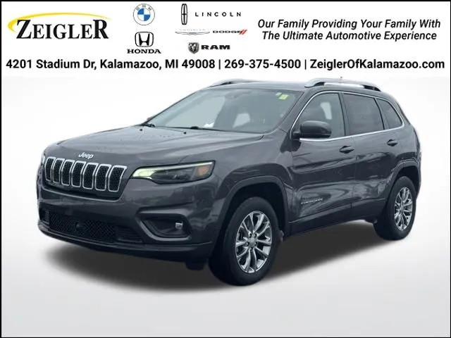 Gray 2021 Jeep Cherokee Latitude Lux for sale in Kalamazoo, MI