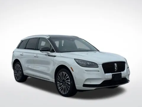 More photos of 2022 Lincoln Corsair Reserve at Zeigler BMW of Kalamazoo, MI