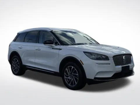 More photos of 2022 Lincoln Corsair Standard at Zeigler BMW of Kalamazoo, MI