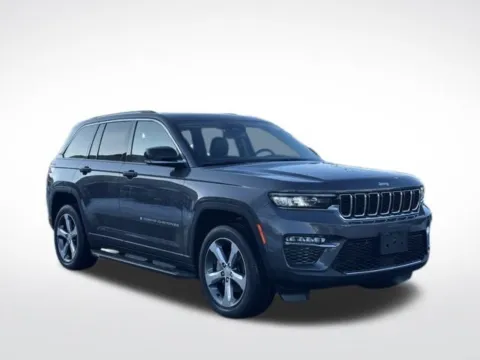 More photos of 2022 Jeep Grand Cherokee Limited at Zeigler BMW of Kalamazoo, MI