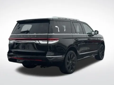 More photos of 2022 Lincoln Navigator Reserve at Zeigler BMW of Kalamazoo, MI
