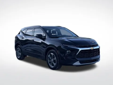 More photos of 2024 Chevrolet Blazer LT at Zeigler BMW of Kalamazoo, MI