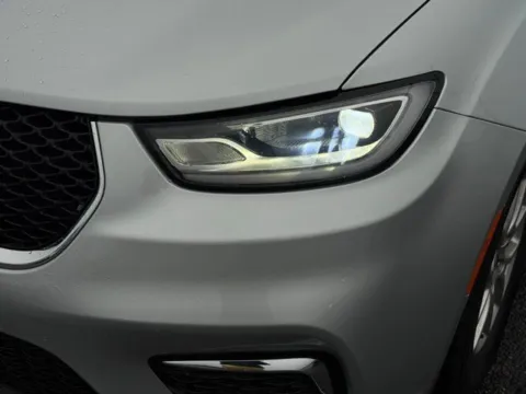 Photos of 2024 Chrysler Pacifica Touring L for sale in Kalamazoo, MI at Zeigler BMW of Kalamazoo