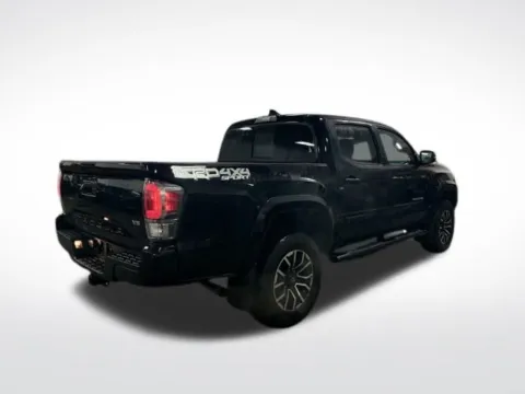 More photos of 2022 Toyota Tacoma TRD Sport at Zeigler BMW of Kalamazoo, MI