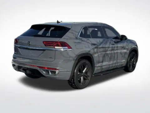 More photos of 2022 Volkswagen Atlas Cross Sport 3.6L V6 SEL R-Line at Zeigler BMW of Kalamazoo, MI