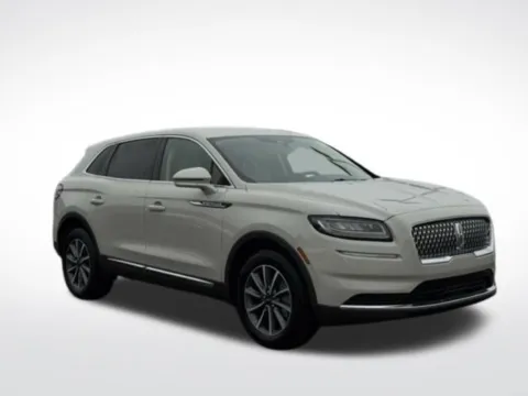 More photos of 2022 Lincoln Nautilus Standard at Zeigler BMW of Kalamazoo, MI