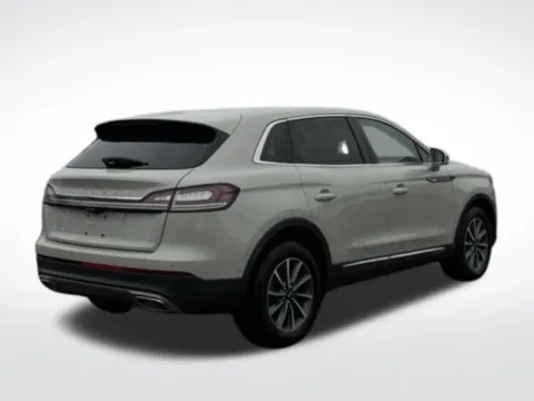 More photos of 2022 Lincoln Nautilus Standard at Zeigler BMW of Kalamazoo, MI
