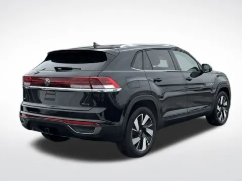 More photos of 2025 Volkswagen Atlas Cross Sport 2.0T SE w/Technology at Zeigler BMW of Kalamazoo, MI