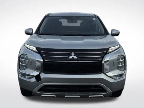 Another view of 2024 Mitsubishi Outlander for sale in Kalamazoo, MI at Zeigler BMW of Kalamazoo