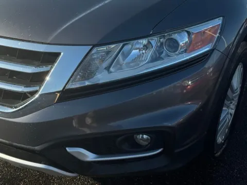 Photos of 2015 Honda Crosstour EX-L for sale in Kalamazoo, MI at Zeigler BMW of Kalamazoo