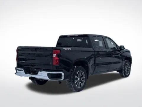 More photos of 2023 Chevrolet Silverado 1500 LT at Zeigler BMW of Kalamazoo, MI