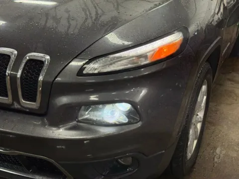 Photos of 2017 Jeep Cherokee Limited for sale in Kalamazoo, MI at Zeigler BMW of Kalamazoo