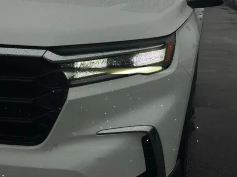 Photos of 2024 Honda Pilot Touring for sale in Kalamazoo, MI at Zeigler BMW of Kalamazoo