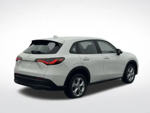 More photos of 2023 Honda HR-V LX at Zeigler BMW of Kalamazoo, MI