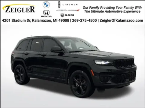 Black 2023 Jeep Grand Cherokee Altitude for sale in Kalamazoo, MI