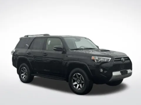 More photos of 2024 Toyota 4Runner TRD Off-Road Premium at Zeigler BMW of Kalamazoo, MI