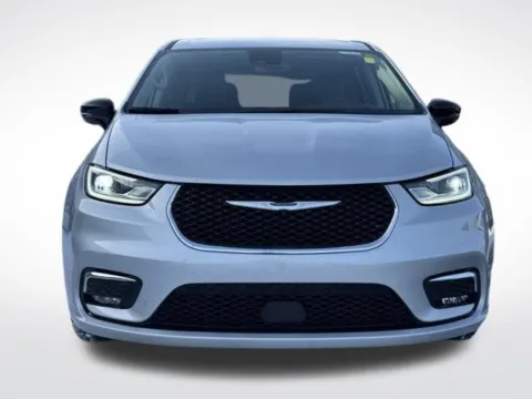 Another view of 2024 Chrysler Pacifica Touring L for sale in Kalamazoo, MI at Zeigler BMW of Kalamazoo