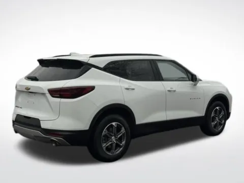 More photos of 2023 Chevrolet Blazer LT at Zeigler BMW of Kalamazoo, MI