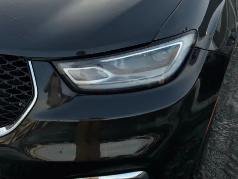 Photos of 2023 Chrysler Pacifica Limited for sale in Kalamazoo, MI at Zeigler BMW of Kalamazoo