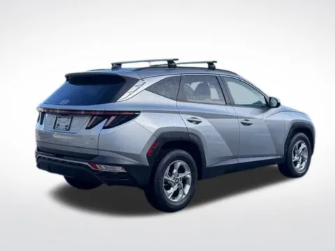 More photos of 2022 Hyundai Tucson SEL at Zeigler BMW of Kalamazoo, MI