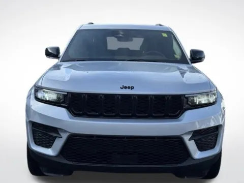 Another view of 2023 Jeep Grand Cherokee Altitude for sale in Kalamazoo, MI at Zeigler BMW of Kalamazoo