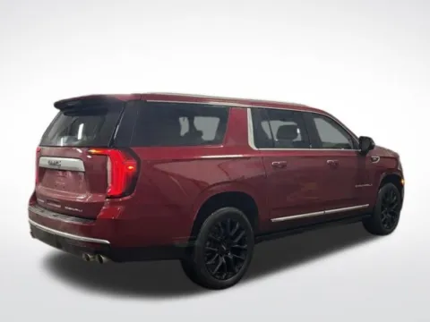 More photos of 2022 GMC Yukon XL Denali at Zeigler BMW of Kalamazoo, MI