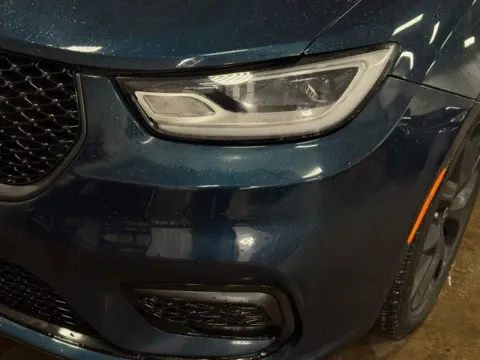 Photos of 2025 Chrysler Pacifica Limited for sale in Kalamazoo, MI at Zeigler BMW of Kalamazoo