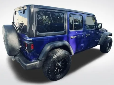 More photos of 2018 Jeep Wrangler Unlimited Sport S at Zeigler BMW of Kalamazoo, MI
