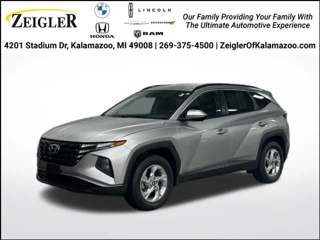 Silver 2023 Hyundai Tucson SEL for sale in Kalamazoo, MI