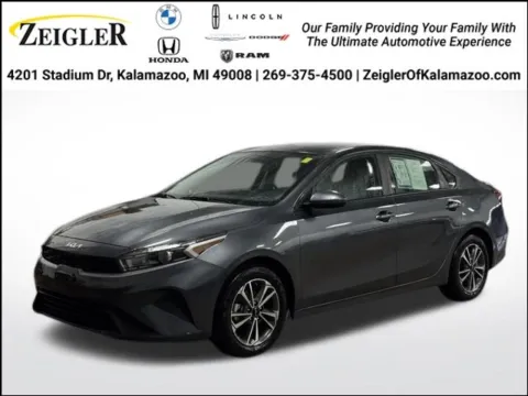 Gray 2024 Kia Forte LXS for sale in Kalamazoo, MI
