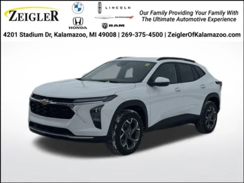 White 2025 Chevrolet Trax LT for sale in Kalamazoo, MI