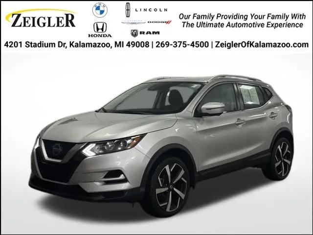 Silver 2022 Nissan Rogue Sport SL for sale in Kalamazoo, MI