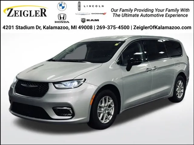 Silver 2024 Chrysler Pacifica Touring L for sale in Kalamazoo, MI