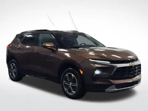 More photos of 2023 Chevrolet Blazer LT at Zeigler BMW of Kalamazoo, MI