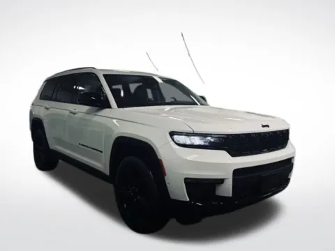 More photos of 2023 Jeep Grand Cherokee L Limited at Zeigler BMW of Kalamazoo, MI