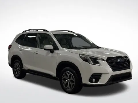 More photos of 2023 Subaru Forester Premium at Zeigler BMW of Kalamazoo, MI
