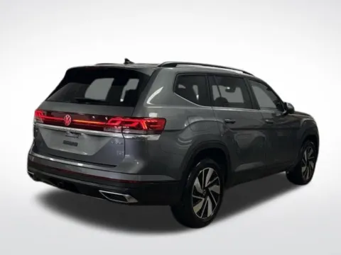 More photos of 2025 Volkswagen Atlas 2.0T SE w/Technology at Zeigler BMW of Kalamazoo, MI