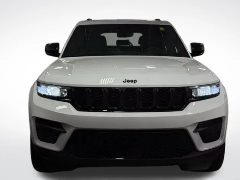 Photos of 2023 Jeep Grand Cherokee Altitude for sale in Kalamazoo, MI at Zeigler BMW of Kalamazoo