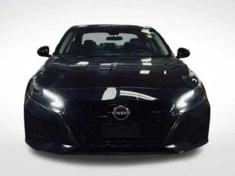 Another view of 2023 Nissan Altima 2.5 SR for sale in Kalamazoo, MI at Zeigler BMW of Kalamazoo