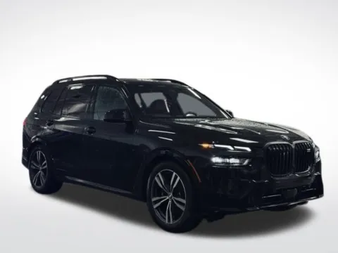 More photos of 2025 BMW X7 M60i at Zeigler BMW of Kalamazoo, MI