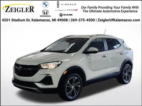 White 2021 Buick Encore GX Select for sale in Kalamazoo, MI