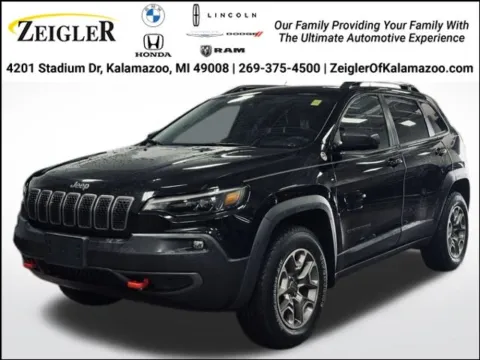 Black 2021 Jeep Cherokee Trailhawk for sale in Kalamazoo, MI