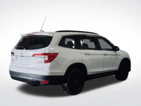 More photos of 2022 Honda Pilot Special Edition at Zeigler BMW of Kalamazoo, MI